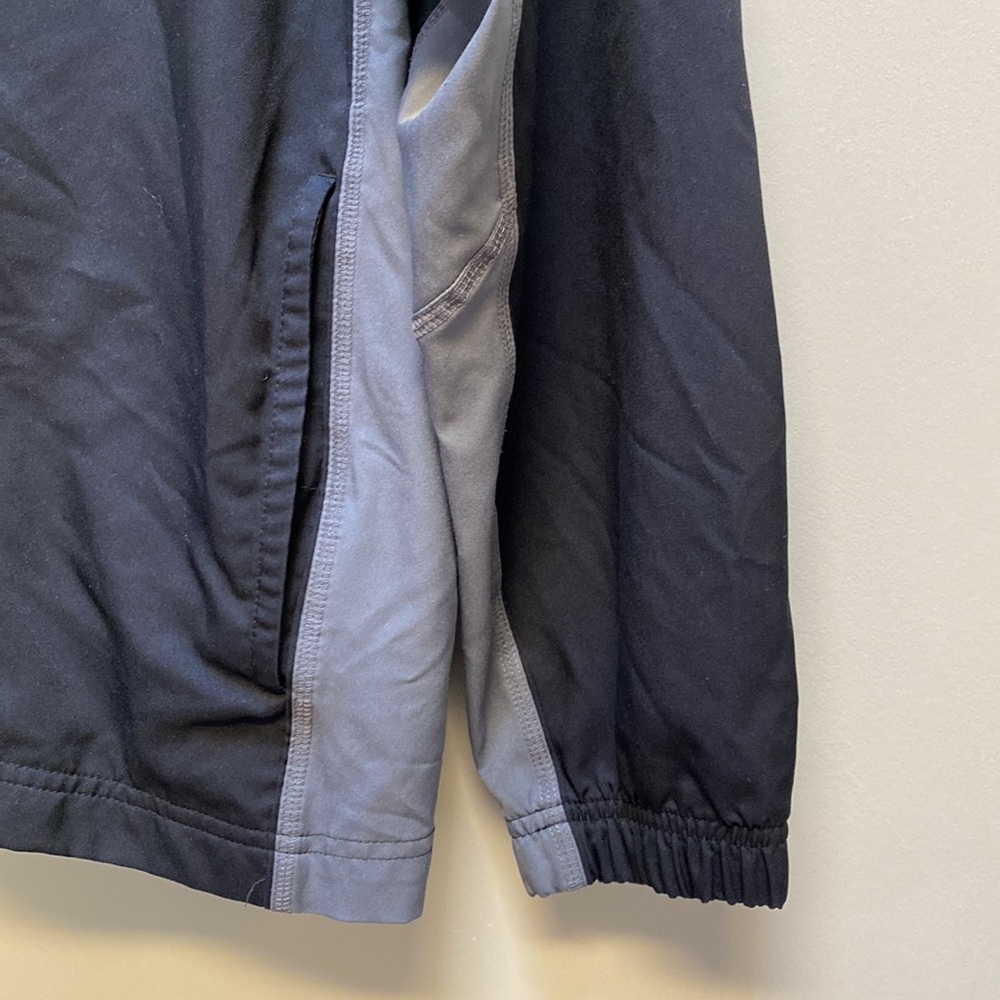 Nike Jacket - Picture 3 of 4